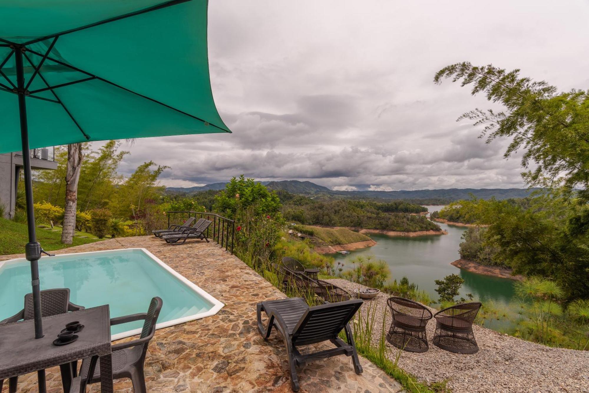 Ab Natural Reserve Lifestyle Hotel Guatape Exterior photo