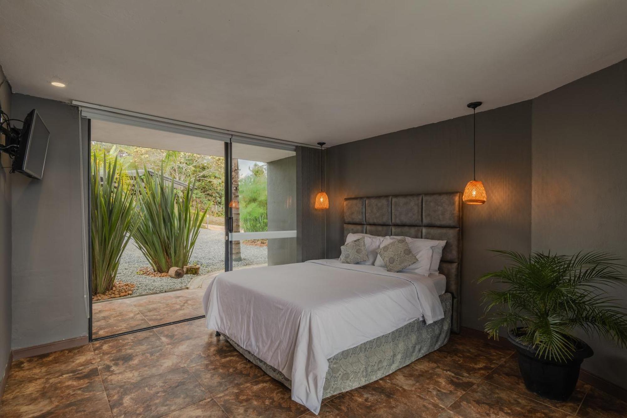 Ab Natural Reserve Lifestyle Hotel Guatape Exterior photo