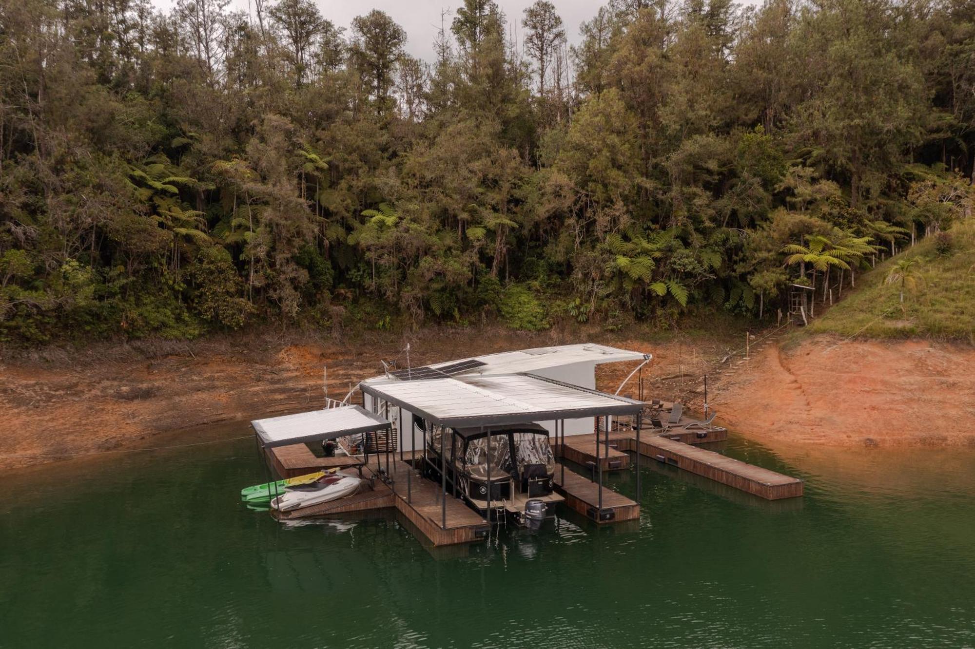 Ab Natural Reserve Lifestyle Hotel Guatape Exterior photo